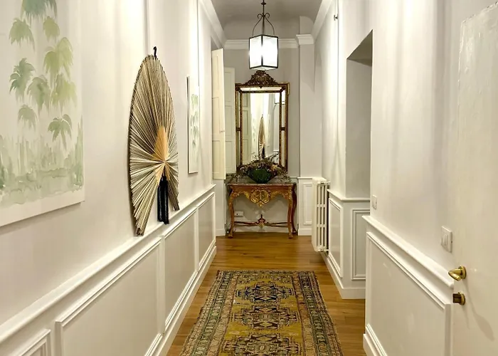 Tintori Elegant Apartment *